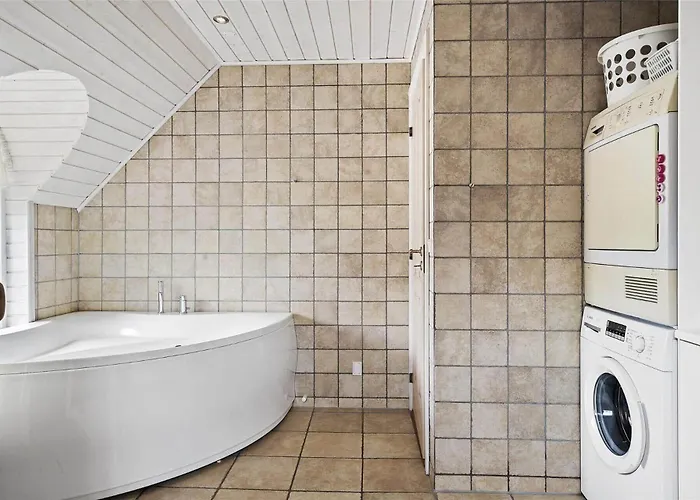 Дом отдыха 10715-ulfborg-gaffelbjergvej-41 *